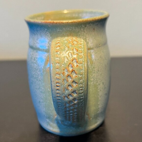 Handcrafted Hand Thrown Studio Art Pottery Mug w/ Celadon Glaze ~ Artist Signed - Picture 10 of 16